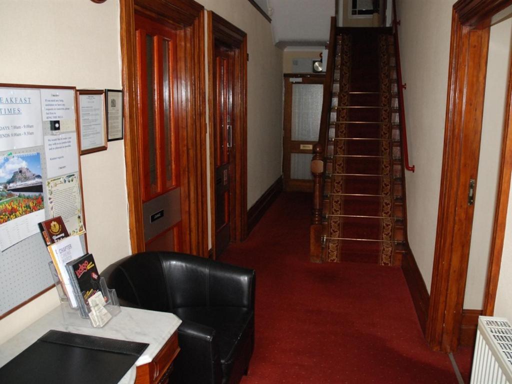 Tanes Hotel Кардифф Экстерьер фото